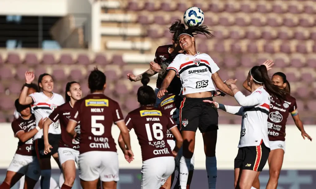 Ferroviária e São Paulo empatam nas quartas do Brasileirão Feminino