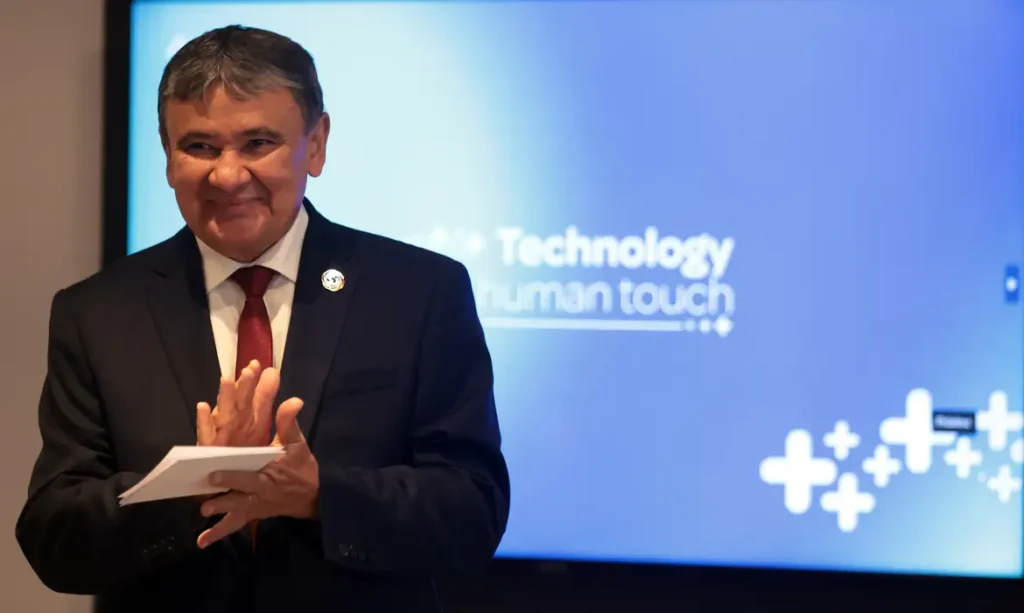 Educação e Bolsa Família ajudaram país a reduzir fome, avalia ministro