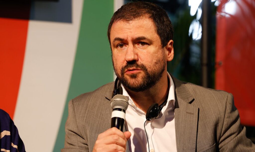 PL da Adultização amplia responsabilidade de big techs, diz secretário