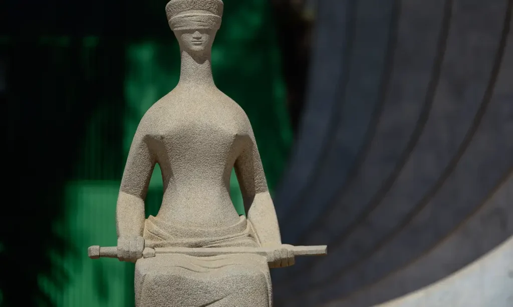 Moraes pede à PGR parecer sobre suspensão de denúncia contra blogueiro