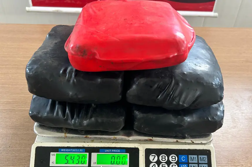 Agentes da Base ‘Antônio Lemos’ apreendem mais de 5 quilos de drogas no Marajó