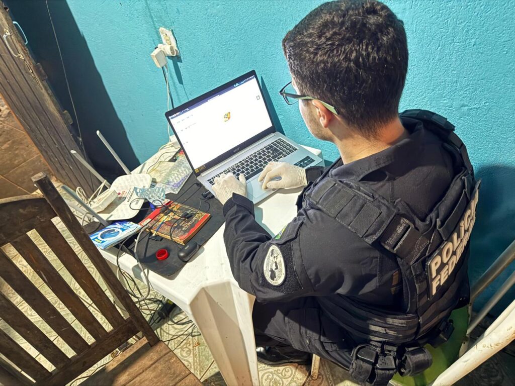 OPERAÇÃO DA PF PRENDE TRÊS POR ARMAZENAMENTO DE MATERIAL DE ABUSO INFANTIL NO SUL DO PARÁ