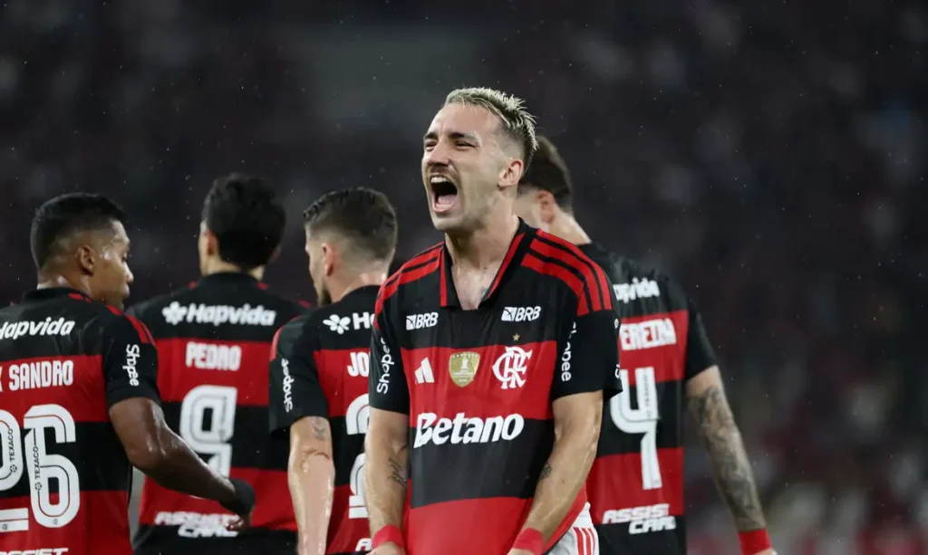 Flamengo derrota Remo por 3 a 0 e entra no G4 do Brasileiro