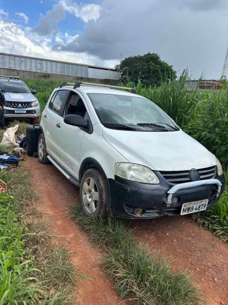 Grupo criminoso invade residência, mantém família sob ameaça, rouba veículos e troca tiros com a Polícia Militar De Eldorado Do Carajás durante fuga